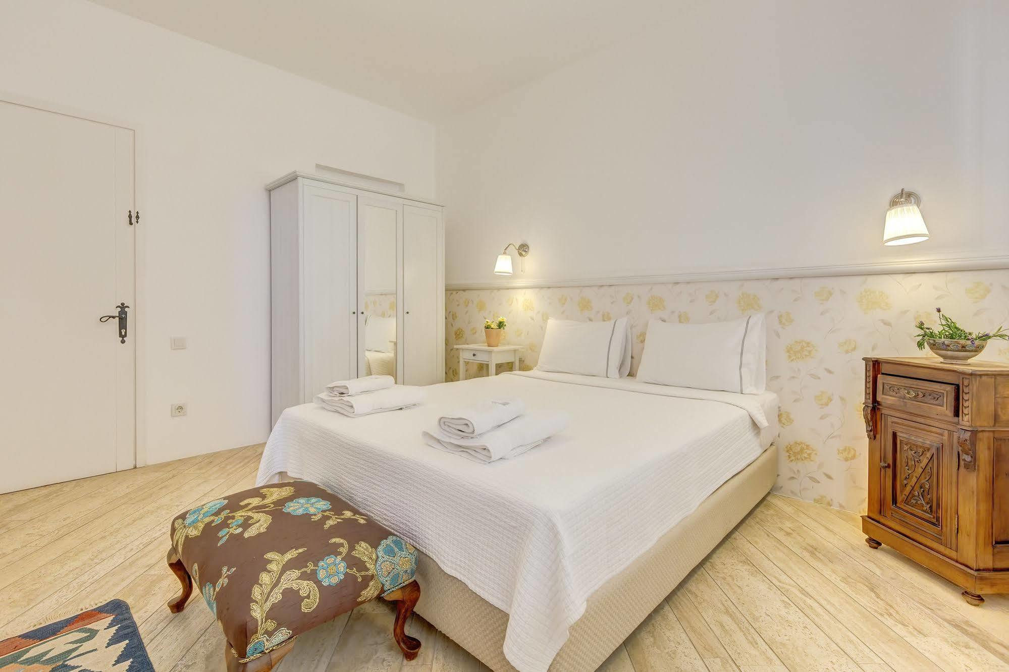 Ev Bharat Butique Hotel, Alaçatı Extérieur photo