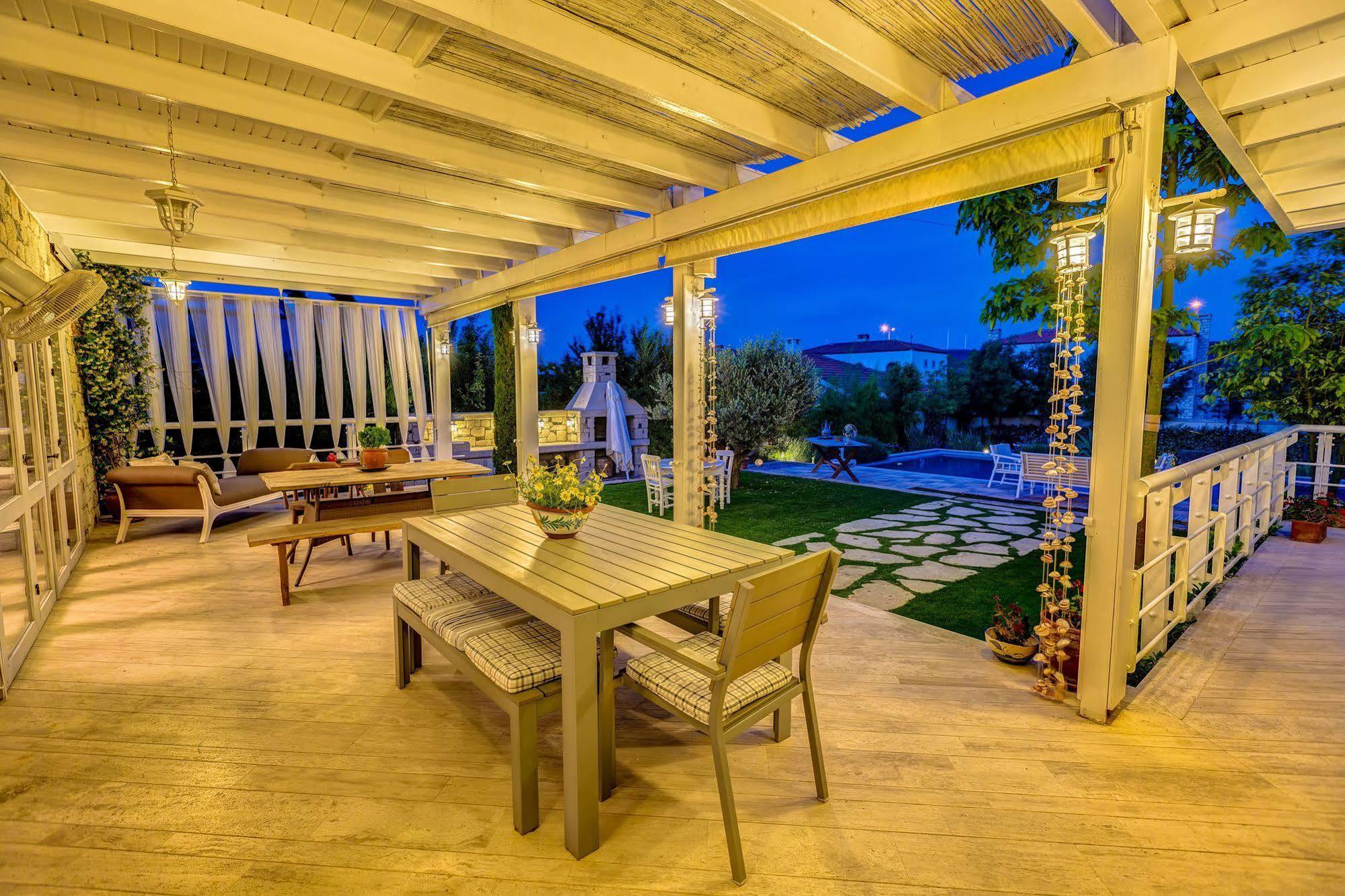 Ev Bharat Butique Hotel, Alaçatı Extérieur photo